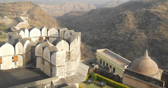 The Beautiful Kumbalgarh Fort